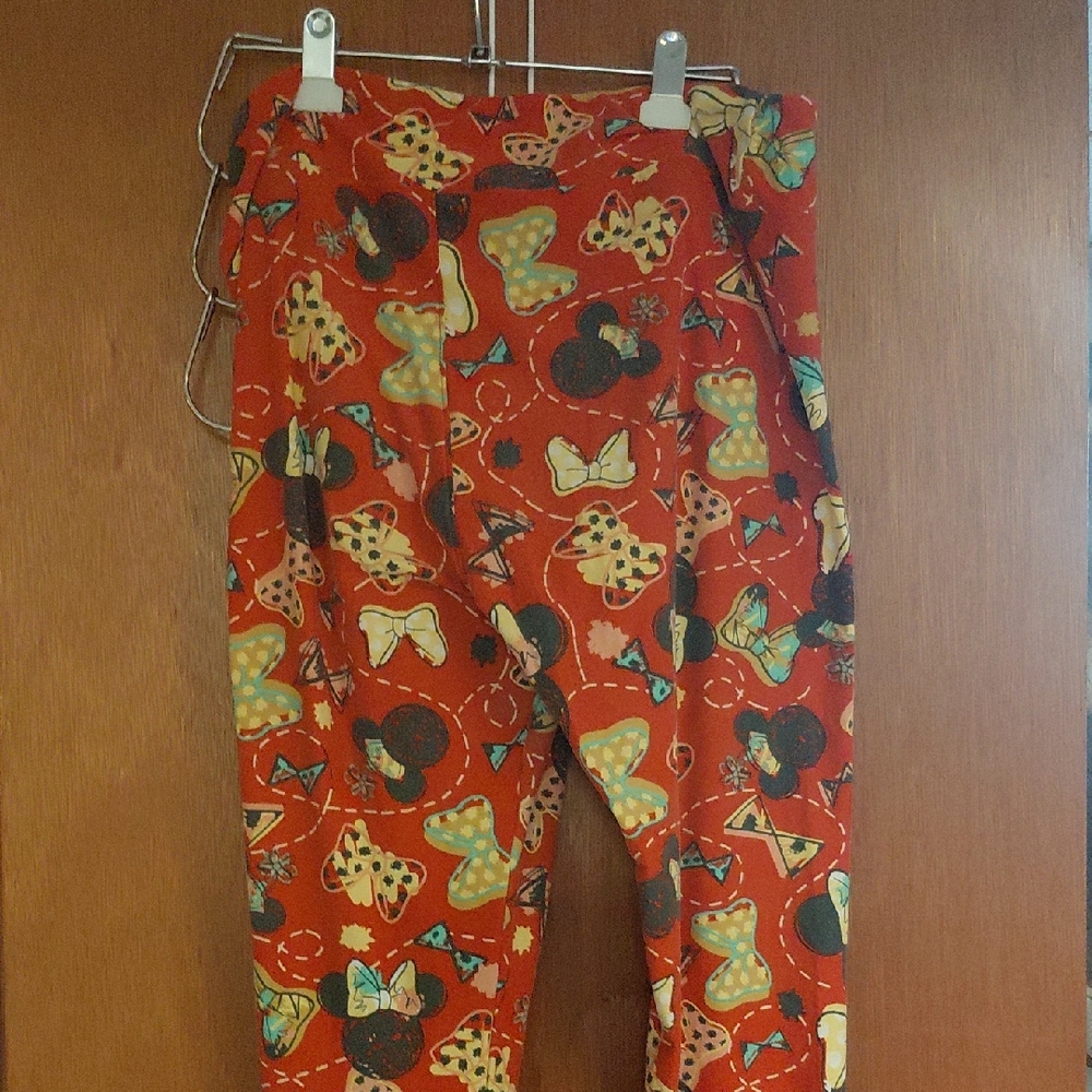 LuLaRoe Red Leggings with Multicolor Bow & Mouse Motifs